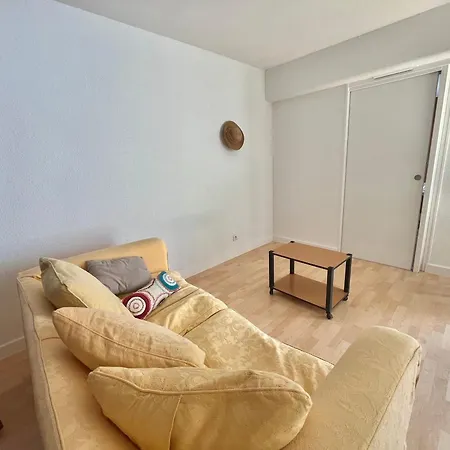 Appartement Maison Climatisée 3 Avec Parking à Motte - Fr-1-716-92