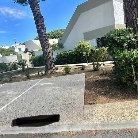 Appartement Maison Climatisée 3 Avec Parking à Motte - Fr-1-716-92