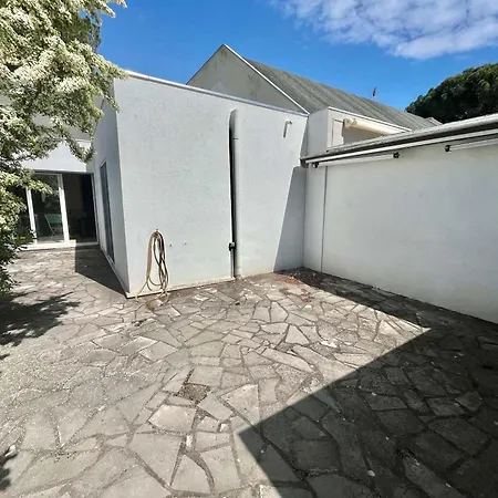 Appartement Maison Climatisée 3 Avec Parking à Motte - Fr-1-716-92